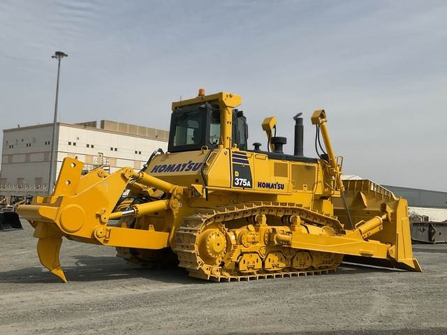 Komatsu D375A-6R - Μπουλντόζα: φωτογραφία 3 Komatsu D375A-6R - Μπουλντόζα: φωτογραφία 3