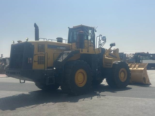 Komatsu WA600-6R - Ελαστιχοφόρος φορτωτής: φωτογραφία 3 Komatsu WA600-6R - Ελαστιχοφόρος φορτωτής: φωτογραφία 3