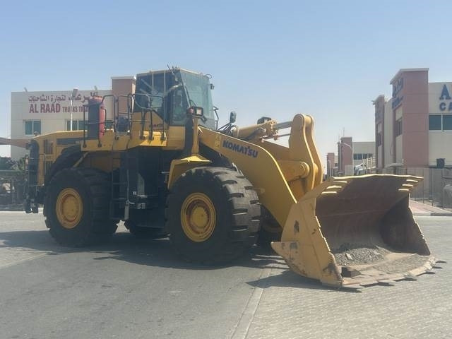 Komatsu WA600-6R - Ελαστιχοφόρος φορτωτής: φωτογραφία 4 Komatsu WA600-6R - Ελαστιχοφόρος φορτωτής: φωτογραφία 4