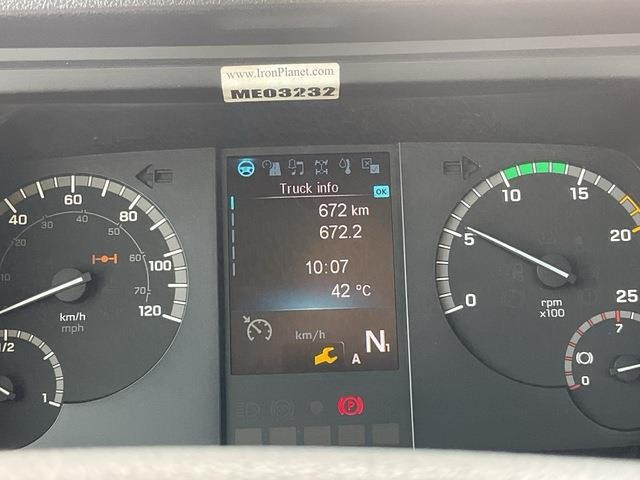 Φορτηγό σασί Mercedes-Benz Arocs 4240: φωτογραφία 7