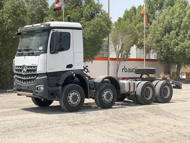 Mercedes-Benz Arocs 4240 - Φορτηγό σασί: φωτογραφία 1 Mercedes-Benz Arocs 4240 - Φορτηγό σασί: φωτογραφία 1
