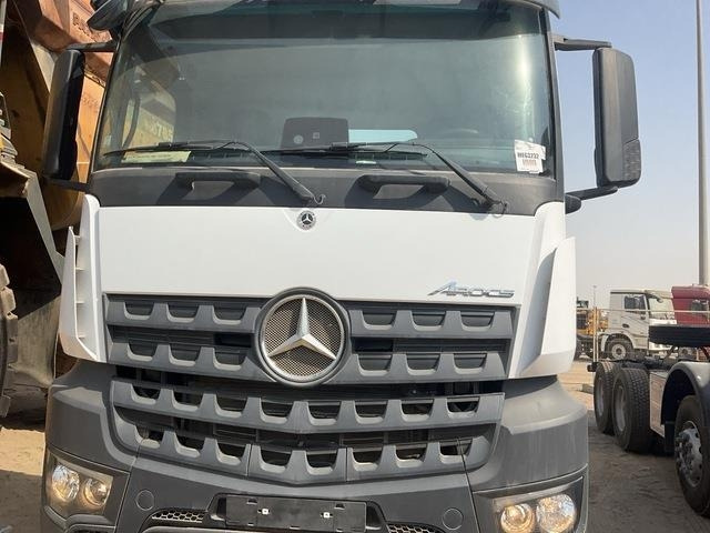 Φορτηγό σασί Mercedes-Benz Arocs 4240: φωτογραφία 9