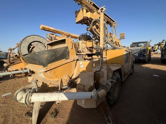 Putzmeister SPM500PC - Αντλία σκυροδέματος: φωτογραφία 3 Putzmeister SPM500PC - Αντλία σκυροδέματος: φωτογραφία 3
