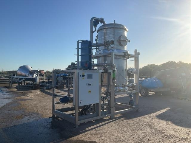 Eco-Techno SRL RF3000C - Ρεζερβουάρ: φωτογραφία 3 Eco-Techno SRL RF3000C - Ρεζερβουάρ: φωτογραφία 3