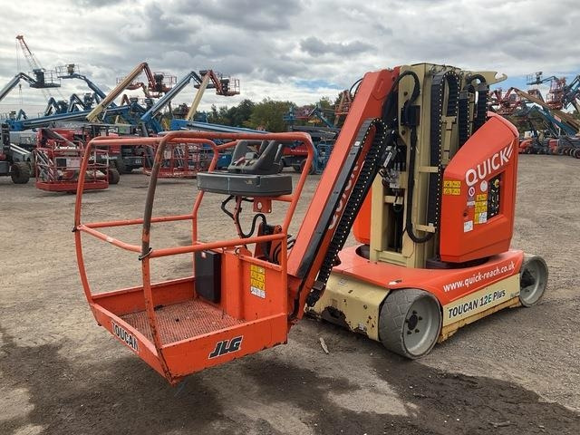 JLG Toucan 12E Plus - Κάθετος ανελκυστήρας με κατάρτι: φωτογραφία 1 JLG Toucan 12E Plus - Κάθετος ανελκυστήρας με κατάρτι: φωτογραφία 1