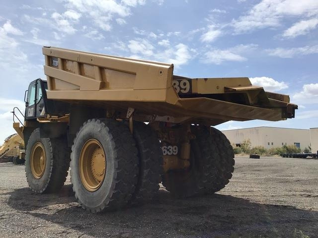 CAT 777F - Ανατρεπόμενο όχημα μεταφοράς λατομικών υλικών: φωτογραφία 2 CAT 777F - Ανατρεπόμενο όχημα μεταφοράς λατομικών υλικών: φωτογραφία 2