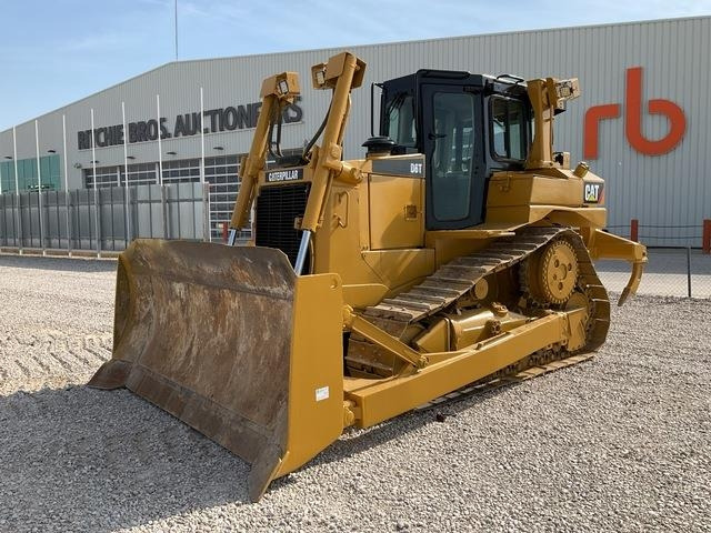 CAT D6T - Μπουλντόζα: φωτογραφία 1 CAT D6T - Μπουλντόζα: φωτογραφία 1