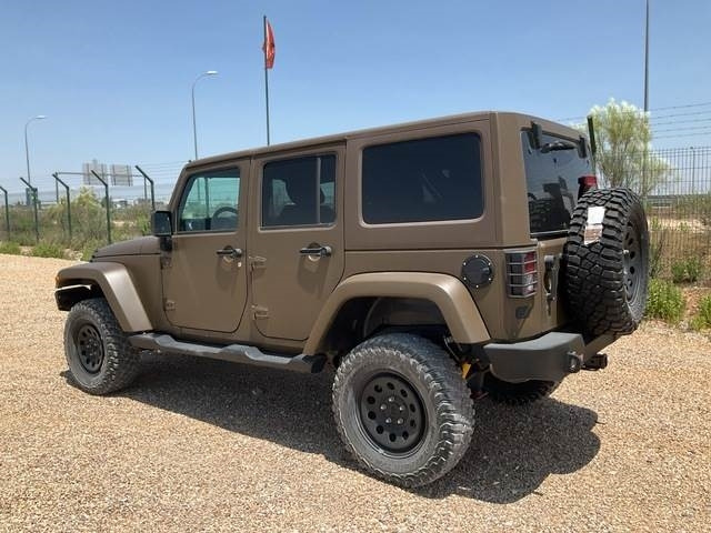 Jeep Wrangler JK Command - SUV: φωτογραφία 2 Jeep Wrangler JK Command - SUV: φωτογραφία 2
