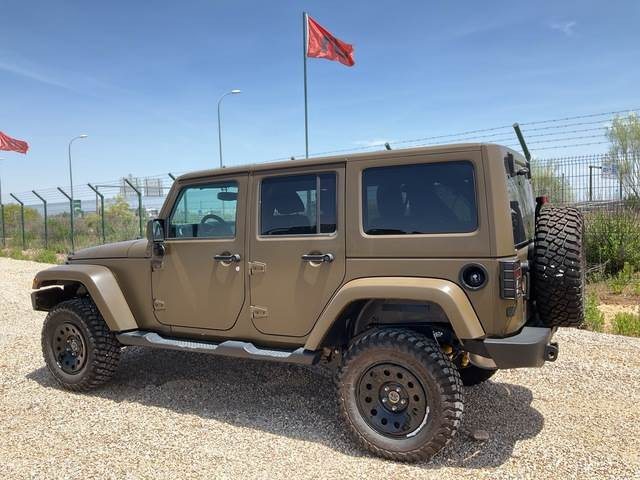 Jeep Wrangler JK Command - Αυτοκίνητο: φωτογραφία 2 Jeep Wrangler JK Command - Αυτοκίνητο: φωτογραφία 2