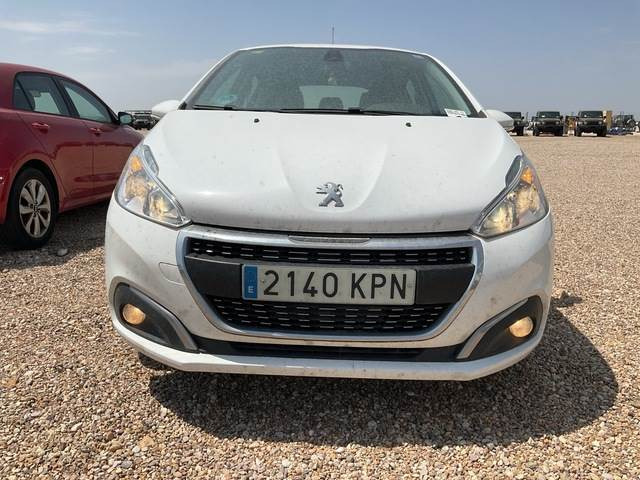 Αυτοκίνητο Peugeot 208 Signature PureTech 82: φωτογραφία 14