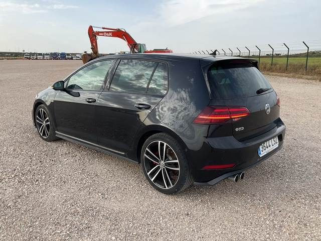 Volkswagen Golf - Αυτοκίνητο: φωτογραφία 2 Volkswagen Golf - Αυτοκίνητο: φωτογραφία 2