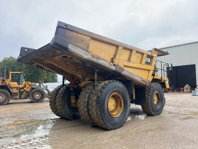 CAT 775D - Ανατρεπόμενο όχημα μεταφοράς λατομικών υλικών: φωτογραφία 3 CAT 775D - Ανατρεπόμενο όχημα μεταφοράς λατομικών υλικών: φωτογραφία 3