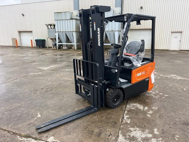Doosan B15T-7 PLUS - Ηλεκτροκίνητο περονοφόρο: φωτογραφία 1 Doosan B15T-7 PLUS - Ηλεκτροκίνητο περονοφόρο: φωτογραφία 1