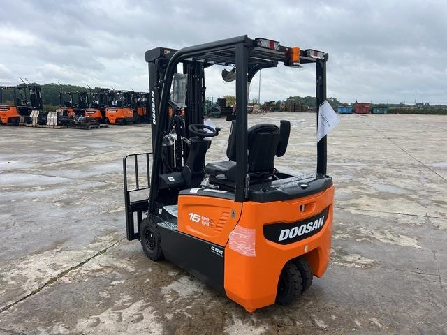 Doosan B15T-7 PLUS - Ηλεκτροκίνητο περονοφόρο: φωτογραφία 2 Doosan B15T-7 PLUS - Ηλεκτροκίνητο περονοφόρο: φωτογραφία 2