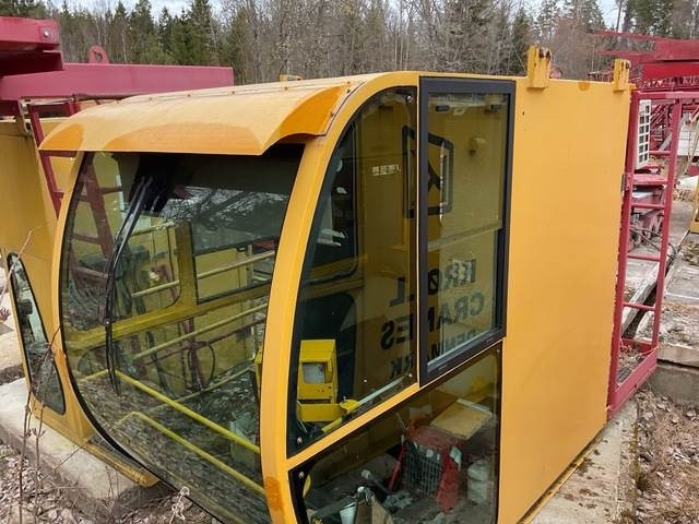 Kroll K420 - Πυργογερανός: φωτογραφία 1 Kroll K420 - Πυργογερανός: φωτογραφία 1