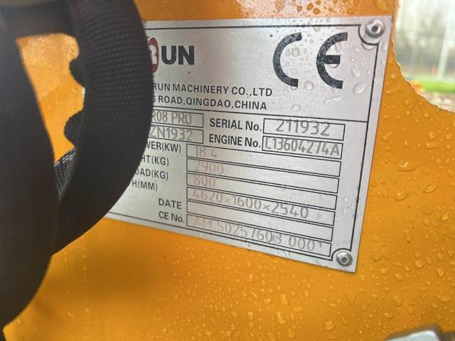 Everun R08 Pro - Ελαστιχοφόρος φορτωτής: φωτογραφία 5 Everun R08 Pro - Ελαστιχοφόρος φορτωτής: φωτογραφία 5