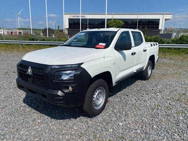 Mitsubishi L200 - Ελαφρύ επαγγελματικό: φωτογραφία 1 Mitsubishi L200 - Ελαφρύ επαγγελματικό: φωτογραφία 1