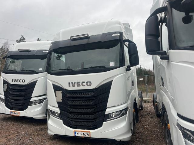 Iveco S-Way 460 - Τράκτορας: φωτογραφία 1 Iveco S-Way 460 - Τράκτορας: φωτογραφία 1