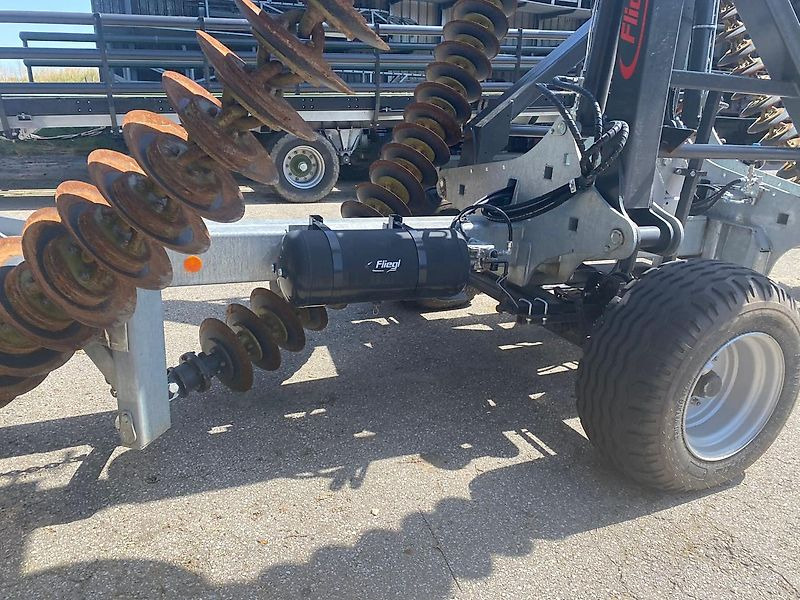 Fliegl KSE 680 Kettenscheibenegge - Δισκοσβάρνα: φωτογραφία 4 Fliegl KSE 680 Kettenscheibenegge - Δισκοσβάρνα: φωτογραφία 4