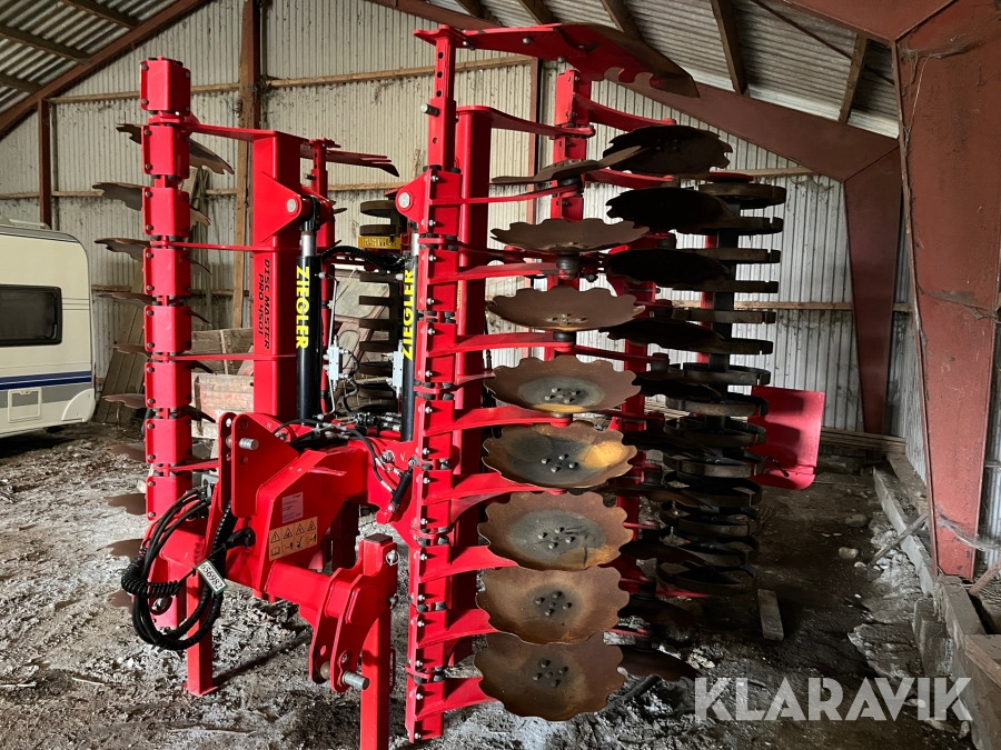 Tallerkenharve Ziegler ZC Disc Master Pro 4501 - Δισκοσβάρνα: φωτογραφία 1 Tallerkenharve Ziegler ZC Disc Master Pro 4501 - Δισκοσβάρνα: φωτογραφία 1