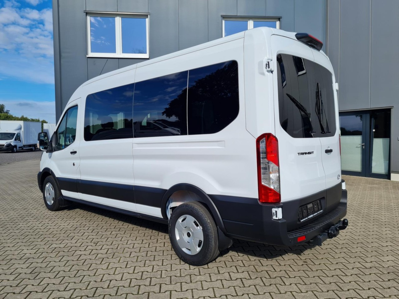 Ford Transit 350 Kombi TDCi L3 H2 Trend 9 Sitzer AHK - Μικρό λεωφορείο, Επιβατικό βαν: φωτογραφία 4 Ford Transit 350 Kombi TDCi L3 H2 Trend 9 Sitzer AHK - Μικρό λεωφορείο, Επιβατικό βαν: φωτογραφία 4