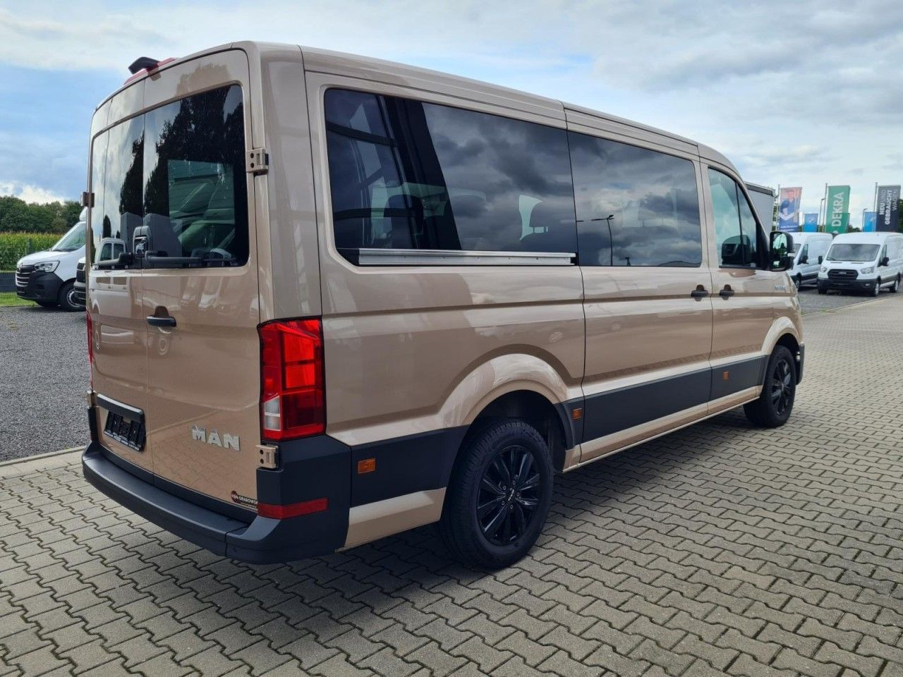 MAN TGE 3.180 TDi Kombi 9 Sitzer LED LM KAMERA Sonde - Επιβατικό βαν: φωτογραφία 4 MAN TGE 3.180 TDi Kombi 9 Sitzer LED LM KAMERA Sonde - Επιβατικό βαν: φωτογραφία 4