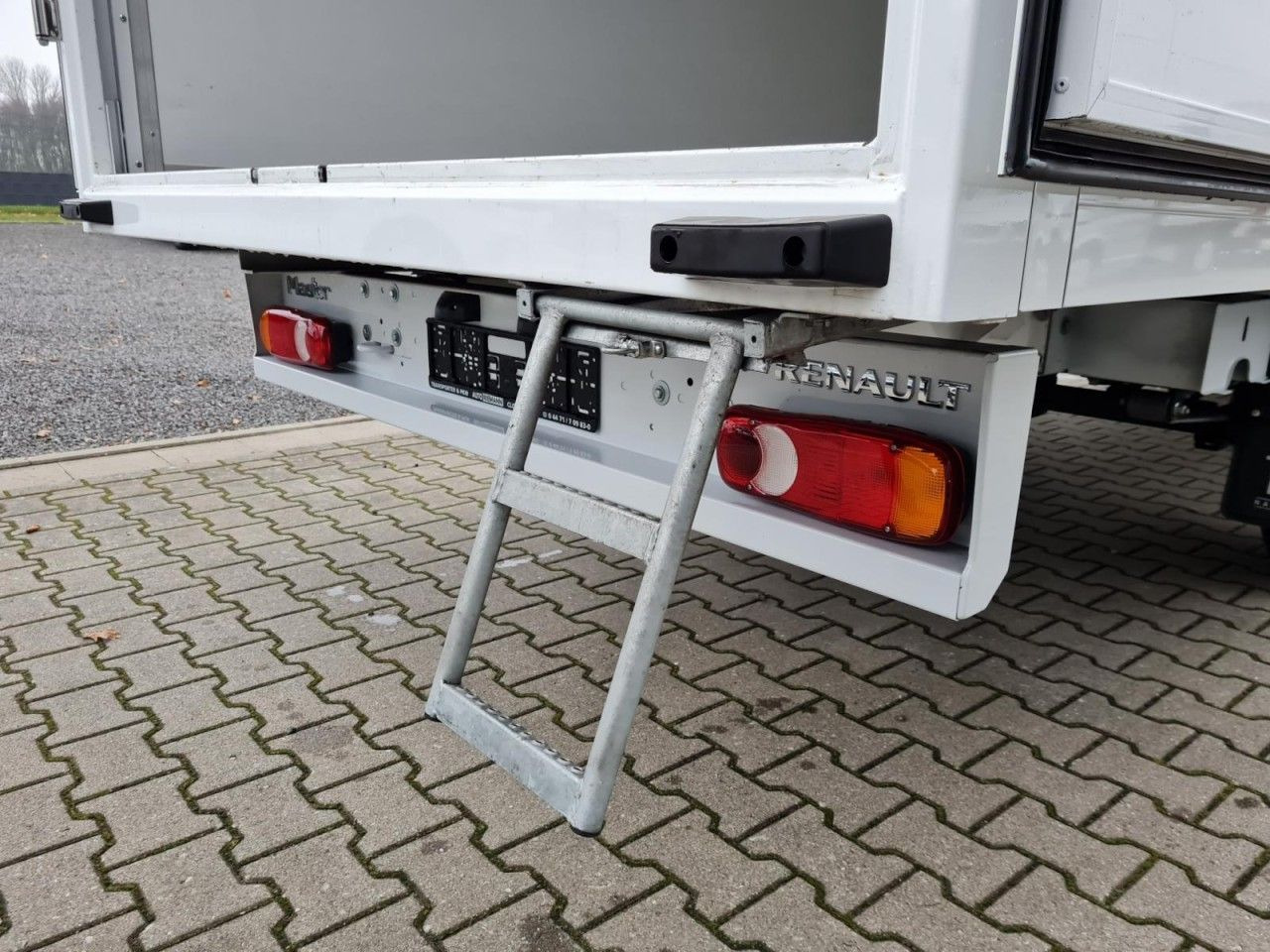 Επαγγελματικό αυτοκίνητο κόφα Renault Master 3,5t Koffer dCi 165 mit 10 Pal. Plätze: φωτογραφία 15