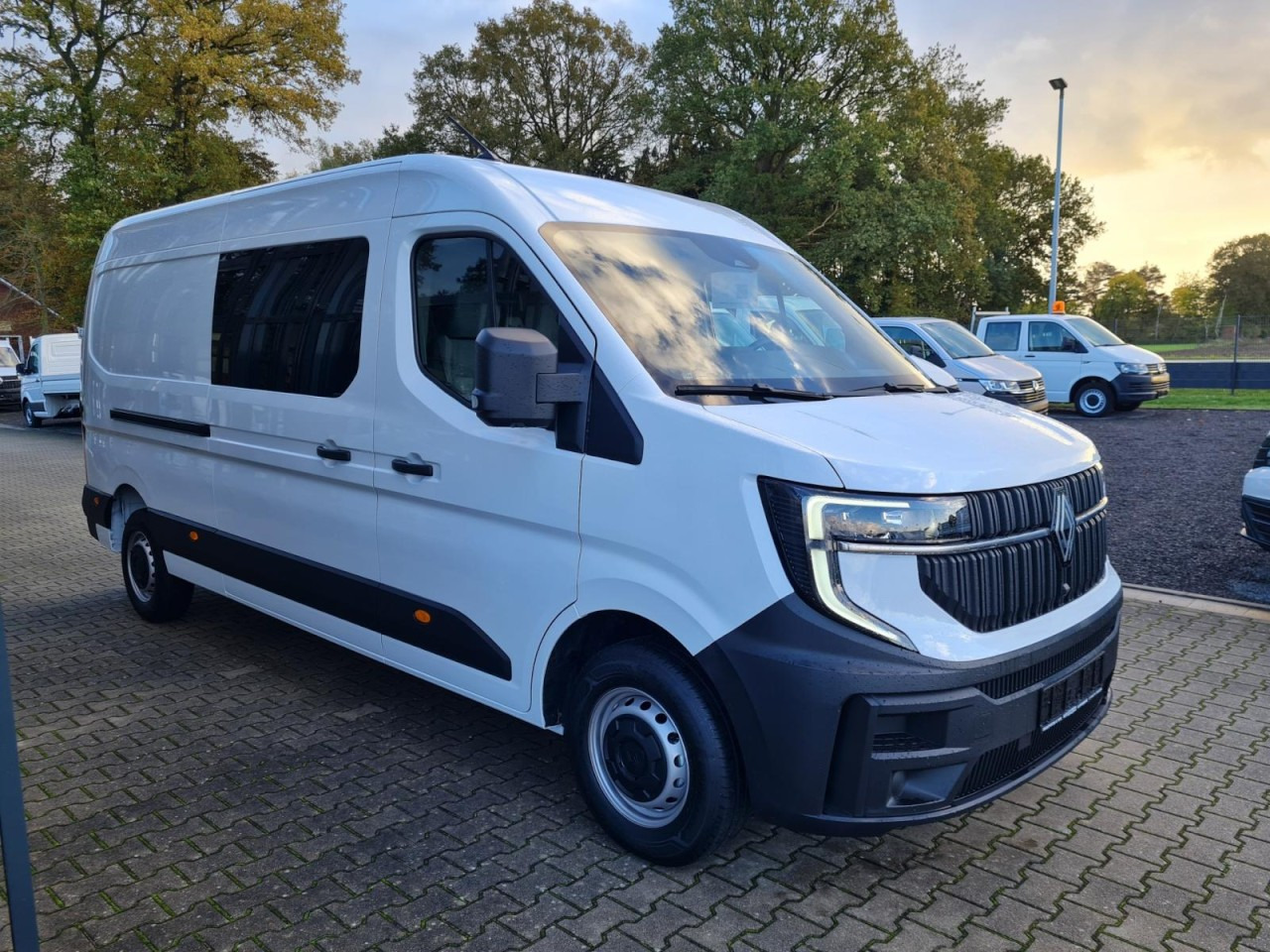 Renault Master 35 Kasten dCi Doka L3H2 KLIMA TEMPOMAT - Βαν, Διπλοκάμπινο ελαφρύ επαγγελματικό: φωτογραφία 3 Renault Master 35 Kasten dCi Doka L3H2 KLIMA TEMPOMAT - Βαν, Διπλοκάμπινο ελαφρύ επαγγελματικό: φωτογραφία 3
