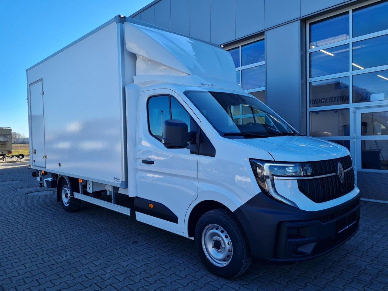 Renault Master 35 New Möbel Koffer LBW KLIMA TEMPOMAT - Επαγγελματικό αυτοκίνητο κόφα: φωτογραφία 3 Renault Master 35 New Möbel Koffer LBW KLIMA TEMPOMAT - Επαγγελματικό αυτοκίνητο κόφα: φωτογραφία 3