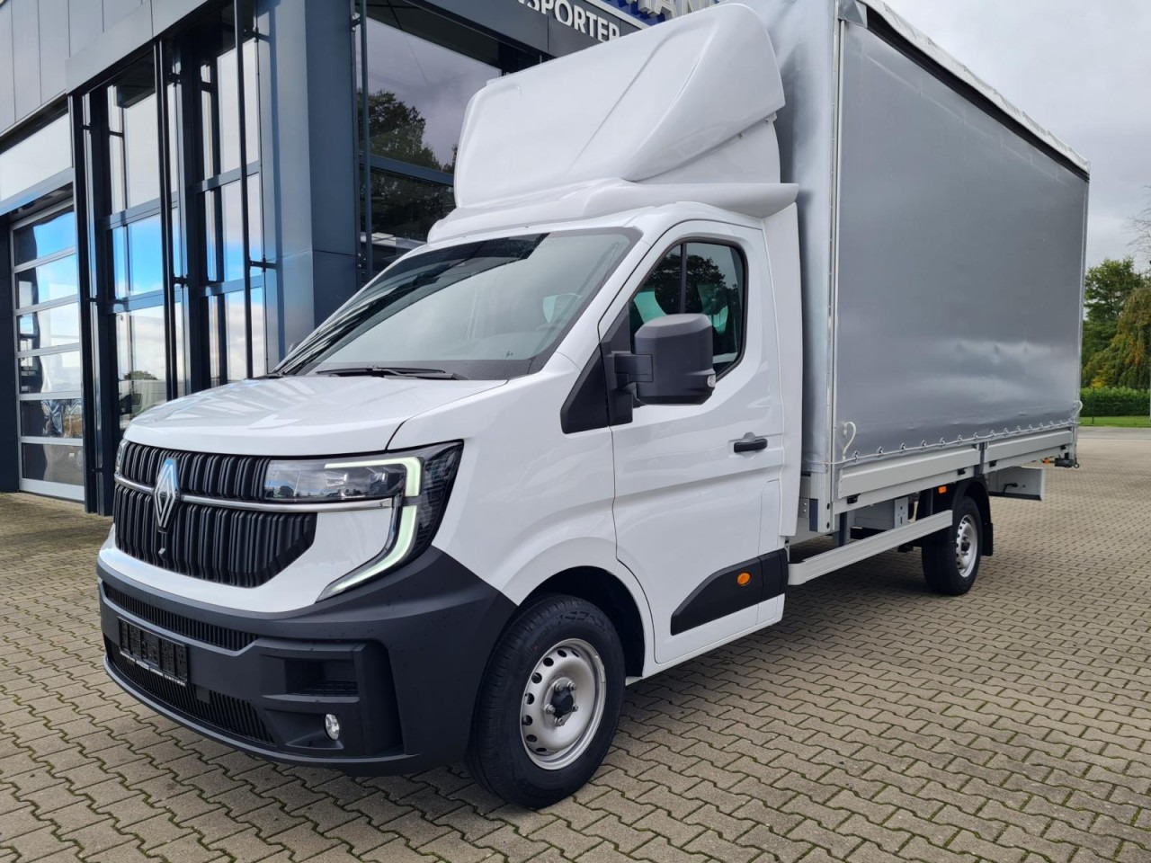 Renault Master Pritsche 2x Schiebe Plane 10 Pal. LUFTFEDERUNG - Επαγγελματικό αυτοκίνητο με μουσαμά: φωτογραφία 2 Renault Master Pritsche 2x Schiebe Plane 10 Pal. LUFTFEDERUNG - Επαγγελματικό αυτοκίνητο με μουσαμά: φωτογραφία 2
