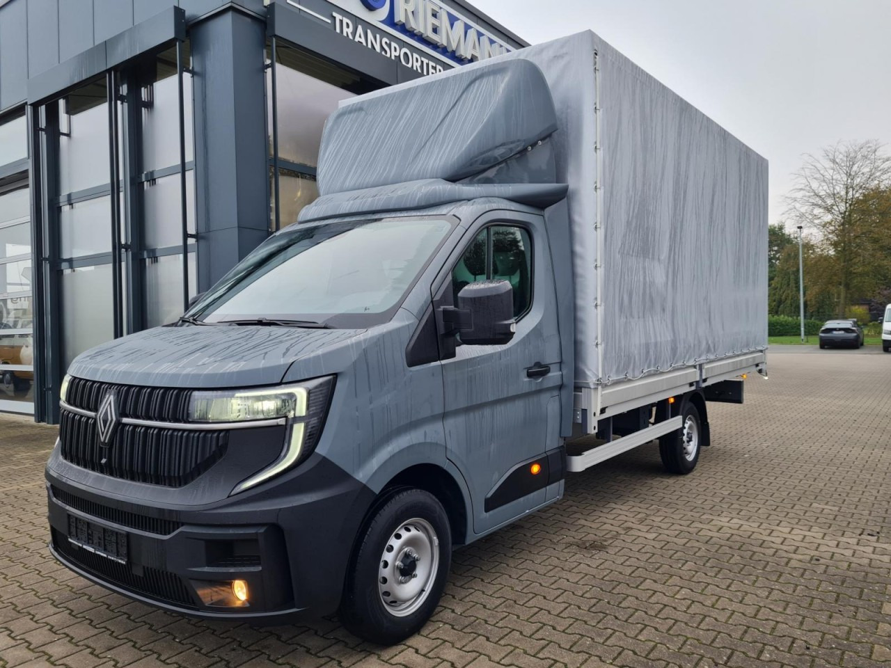 Renault Master Pritsche Schiebe Plane 10 Pal. LUFTFEDERUNG - Επαγγελματικό αυτοκίνητο με μουσαμά: φωτογραφία 2 Renault Master Pritsche Schiebe Plane 10 Pal. LUFTFEDERUNG - Επαγγελματικό αυτοκίνητο με μουσαμά: φωτογραφία 2