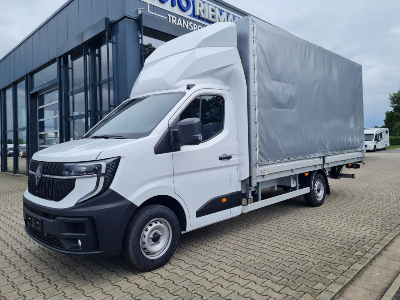Renault Master Pritsche Schiebe Plane LBW Luftfederung - Επαγγελματικό αυτοκίνητο με μουσαμά: φωτογραφία 2 Renault Master Pritsche Schiebe Plane LBW Luftfederung - Επαγγελματικό αυτοκίνητο με μουσαμά: φωτογραφία 2