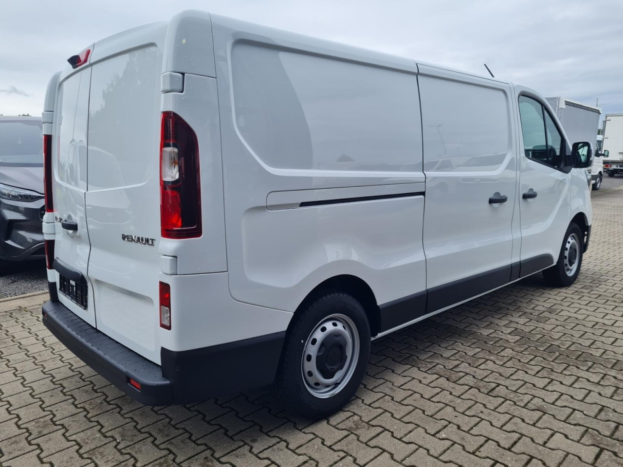 Renault Trafic Kühlkasten 3.0t L2 KLIMA LED NAVI/APP TEMPO - Επαγγελματικό αυτοκίνητο ψυγείο: φωτογραφία 4 Renault Trafic Kühlkasten 3.0t L2 KLIMA LED NAVI/APP TEMPO - Επαγγελματικό αυτοκίνητο ψυγείο: φωτογραφία 4