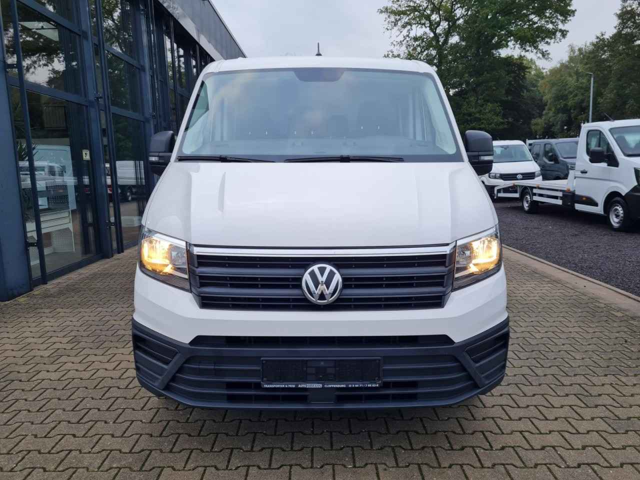 Volkswagen Crafter 35 Doka MR Pritsche AHK Klima 7 Sitzer - Μικρό φορτηγό με καρότσα, Διπλοκάμπινο ελαφρύ επαγγελματικό: φωτογραφία 2 Volkswagen Crafter 35 Doka MR Pritsche AHK Klima 7 Sitzer - Μικρό φορτηγό με καρότσα, Διπλοκάμπινο ελαφρύ επαγγελματικό: φωτογραφία 2