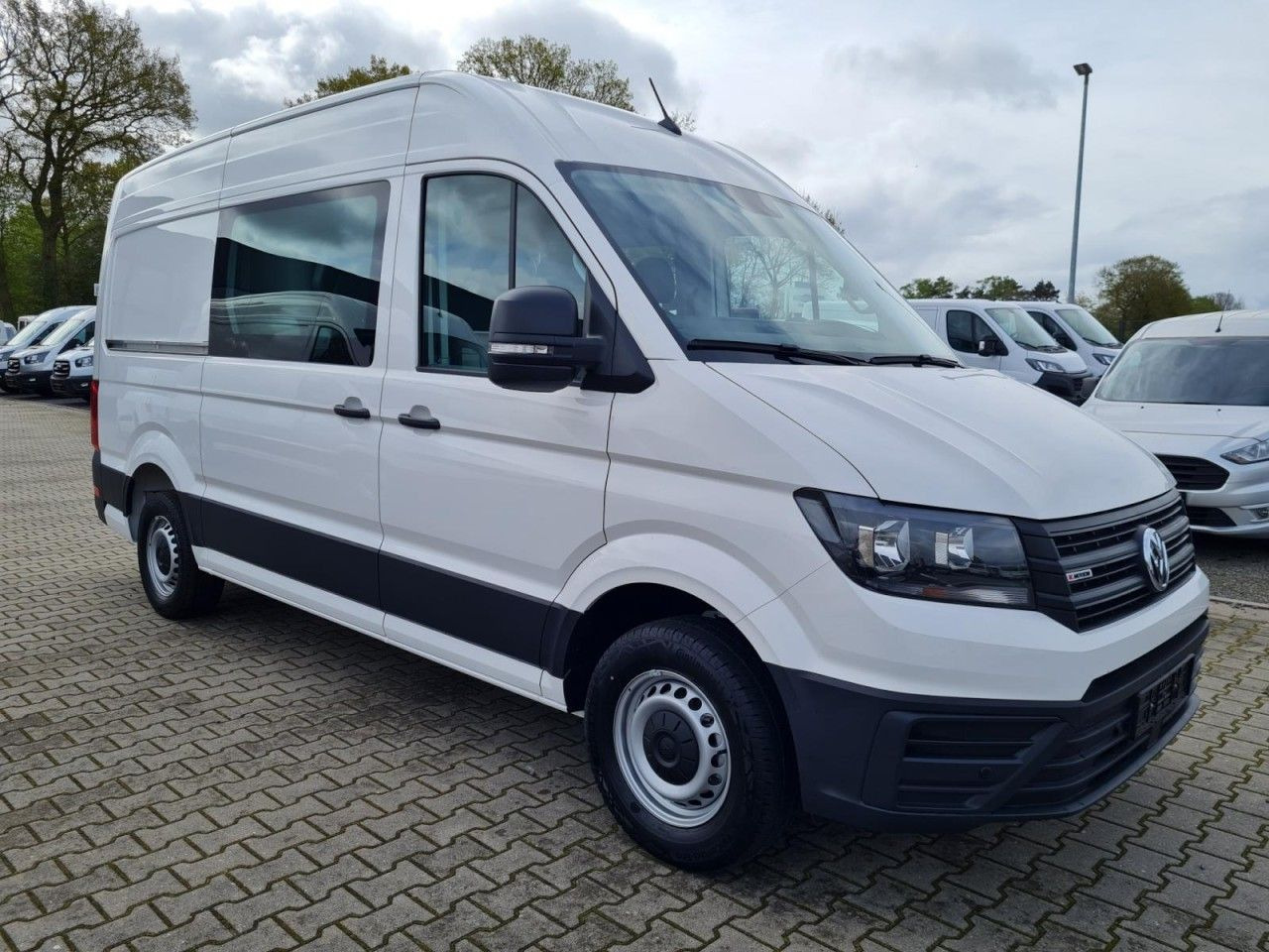 Volkswagen Crafter 35 Kasten PLUS MIXTO DOKA 4motion L3H3 - Βαν, Διπλοκάμπινο ελαφρύ επαγγελματικό: φωτογραφία 3 Volkswagen Crafter 35 Kasten PLUS MIXTO DOKA 4motion L3H3 - Βαν, Διπλοκάμπινο ελαφρύ επαγγελματικό: φωτογραφία 3