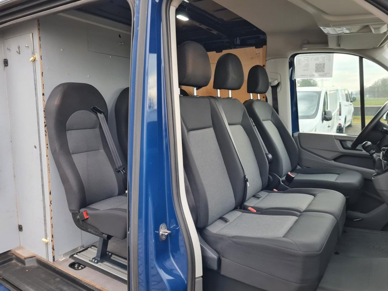 Volkswagen Crafter 35 Kasten Plus Doka mixto 6 Sitze NAVI A - Βαν, Διπλοκάμπινο ελαφρύ επαγγελματικό: φωτογραφία 2 Volkswagen Crafter 35 Kasten Plus Doka mixto 6 Sitze NAVI A - Βαν, Διπλοκάμπινο ελαφρύ επαγγελματικό: φωτογραφία 2