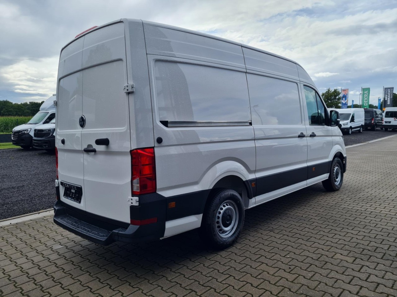 Volkswagen Crafter 35 Kasten TDI MR L3H3 KLIMA PDC TEMPOMAT - Βαν: φωτογραφία 4 Volkswagen Crafter 35 Kasten TDI MR L3H3 KLIMA PDC TEMPOMAT - Βαν: φωτογραφία 4