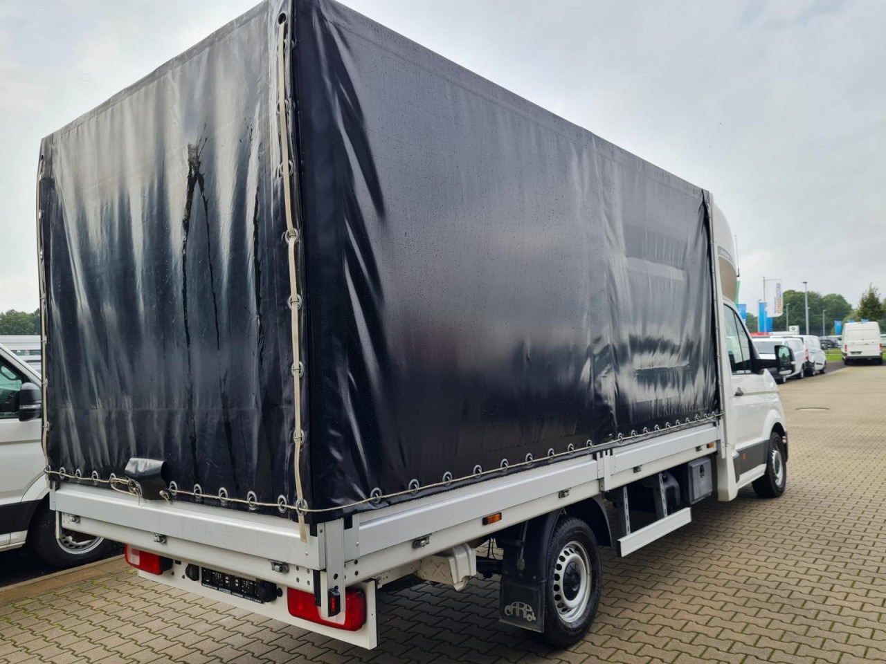 Volkswagen Crafter 35 Pritsche Schlafkabine LED TEMPOMAT - Επαγγελματικό αυτοκίνητο με μουσαμά: φωτογραφία 4 Volkswagen Crafter 35 Pritsche Schlafkabine LED TEMPOMAT - Επαγγελματικό αυτοκίνητο με μουσαμά: φωτογραφία 4