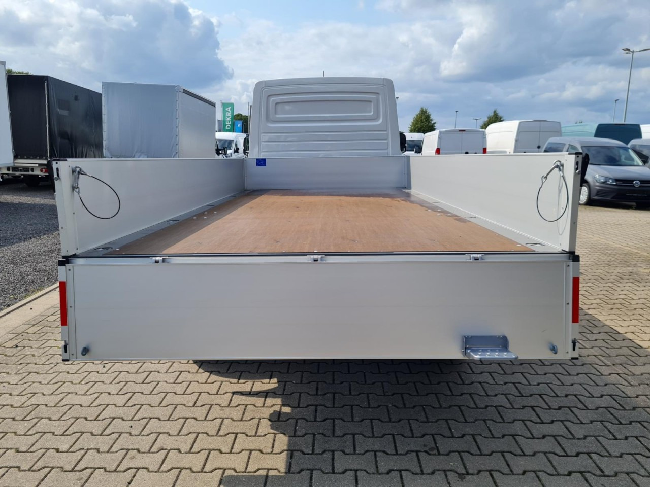 Volkswagen Crafter 35 Pritsche TDi L4 lang KLIMA TEMPOMAT - Μικρό φορτηγό με καρότσα: φωτογραφία 5 Volkswagen Crafter 35 Pritsche TDi L4 lang KLIMA TEMPOMAT - Μικρό φορτηγό με καρότσα: φωτογραφία 5