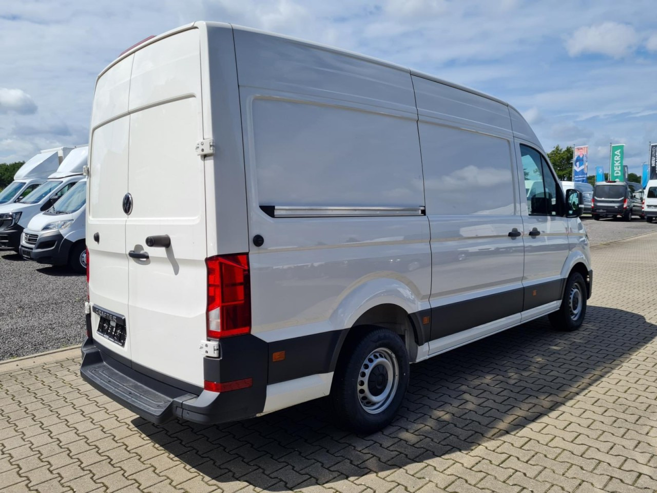 Volkswagen Crafter Kasten MR L3H3 KLIMA KOMFORT PDC TEMPOMAT - Μικρό βαν: φωτογραφία 4 Volkswagen Crafter Kasten MR L3H3 KLIMA KOMFORT PDC TEMPOMAT - Μικρό βαν: φωτογραφία 4