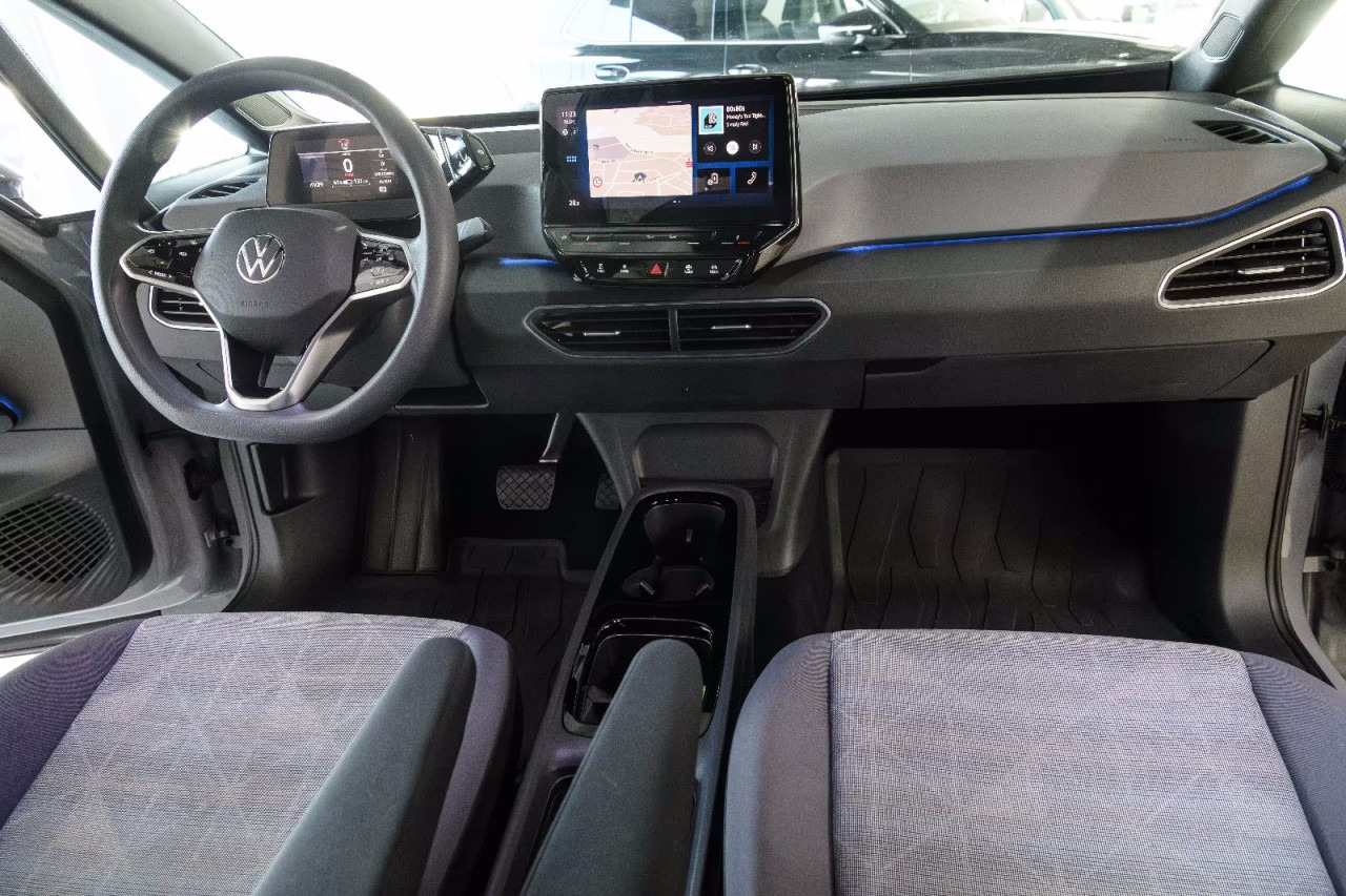 Volkswagen ID.3 Pro - Αυτοκίνητο: φωτογραφία 4 Volkswagen ID.3 Pro - Αυτοκίνητο: φωτογραφία 4