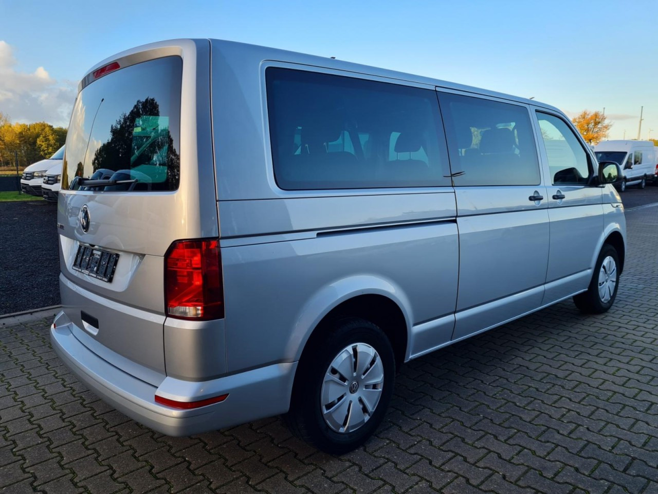 Volkswagen T6.1 Caravelle TDI lang 9 Sitzer 2 Schiebetüren Trendl. - Μικρό λεωφορείο, Επιβατικό βαν: φωτογραφία 5 Volkswagen T6.1 Caravelle TDI lang 9 Sitzer 2 Schiebetüren Trendl. - Μικρό λεωφορείο, Επιβατικό βαν: φωτογραφία 5