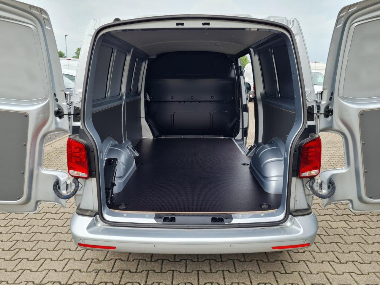 Volkswagen T6.1 Kasten TDI lang DSG LED KAMERA TEMPOMAT - Μικρό βαν: φωτογραφία 5 Volkswagen T6.1 Kasten TDI lang DSG LED KAMERA TEMPOMAT - Μικρό βαν: φωτογραφία 5