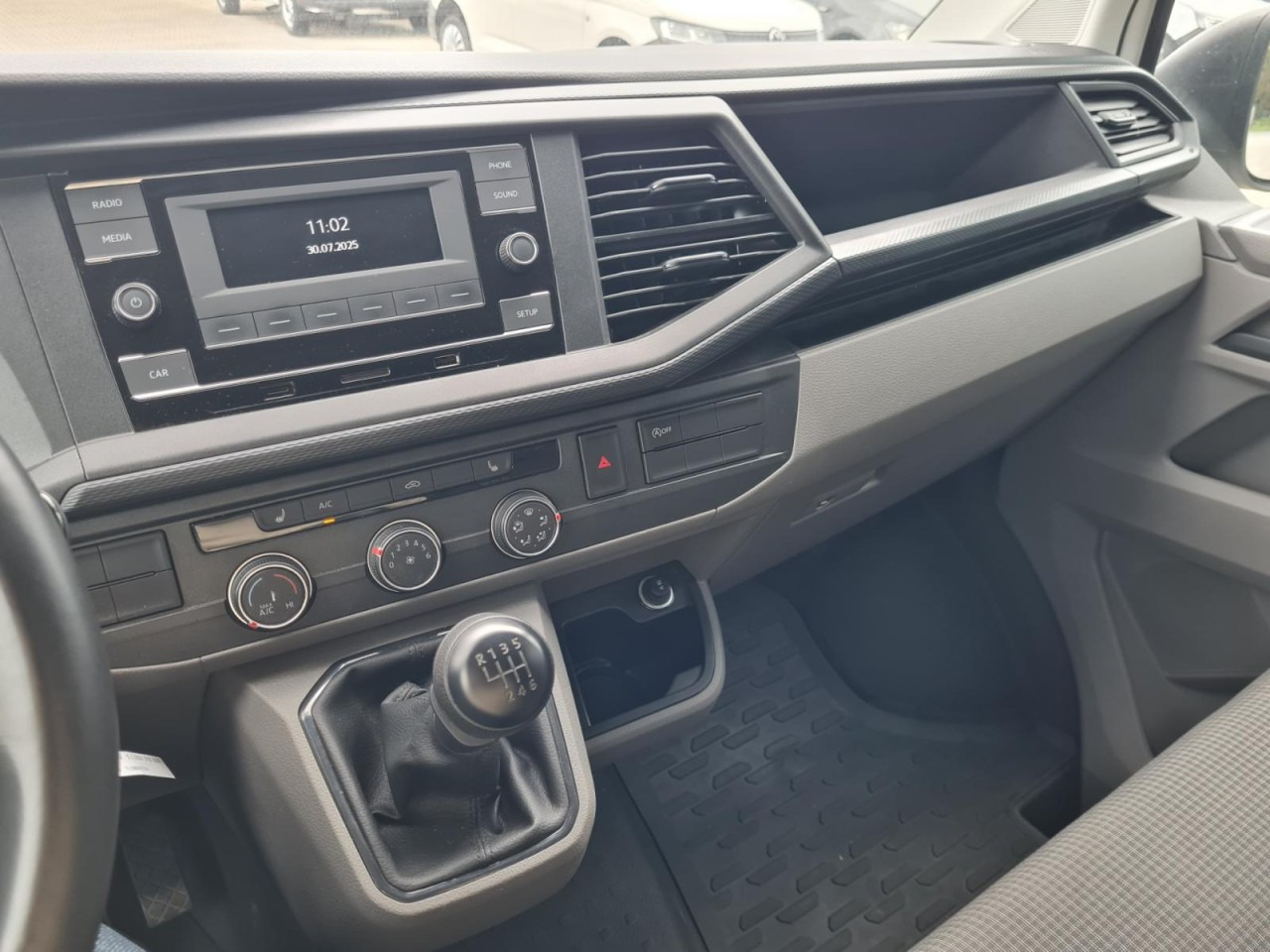 Μικρό βαν Volkswagen T6.1 Kasten lang Flügeltüren KLIMA KOMFORT TEMPOMAT: φωτογραφία 12 Μικρό βαν Volkswagen T6.1 Kasten lang Flügeltüren KLIMA KOMFORT TEMPOMAT: φωτογραφία 12