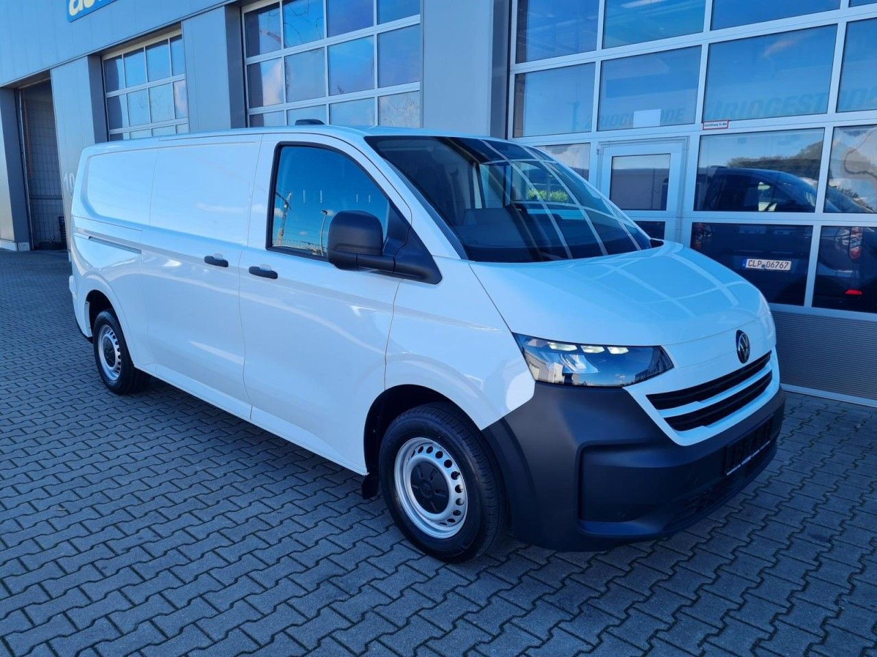 Volkswagen T7 Kasten TDI 4Motion LR L2H1 LED KAMERA TEMPOMA - Μικρό βαν: φωτογραφία 3 Volkswagen T7 Kasten TDI 4Motion LR L2H1 LED KAMERA TEMPOMA - Μικρό βαν: φωτογραφία 3