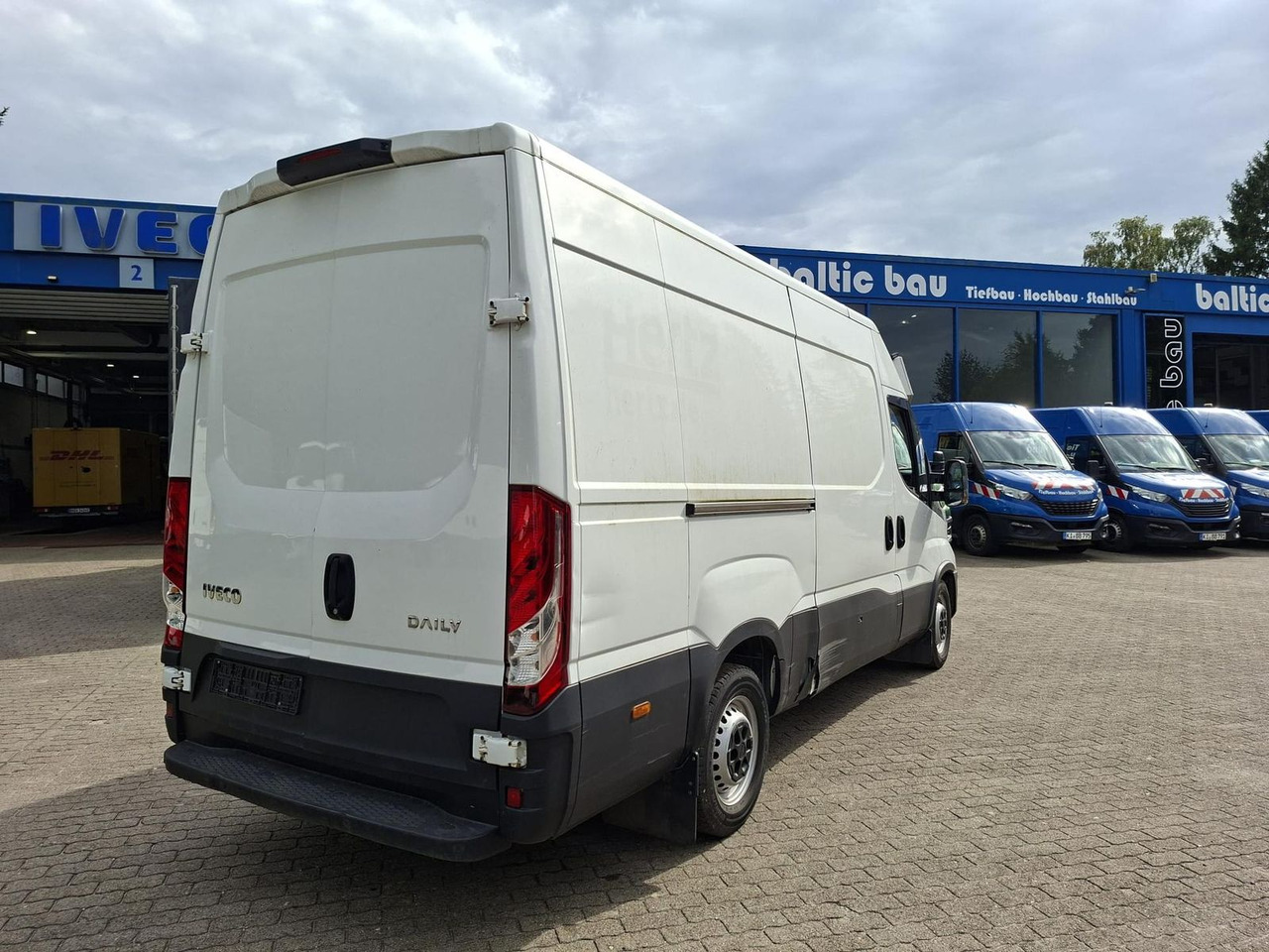 Iveco Daily 35 S16 V 3520L Klima 115 kW (156 PS), S... - Βαν: φωτογραφία 5 Iveco Daily 35 S16 V 3520L Klima 115 kW (156 PS), S... - Βαν: φωτογραφία 5