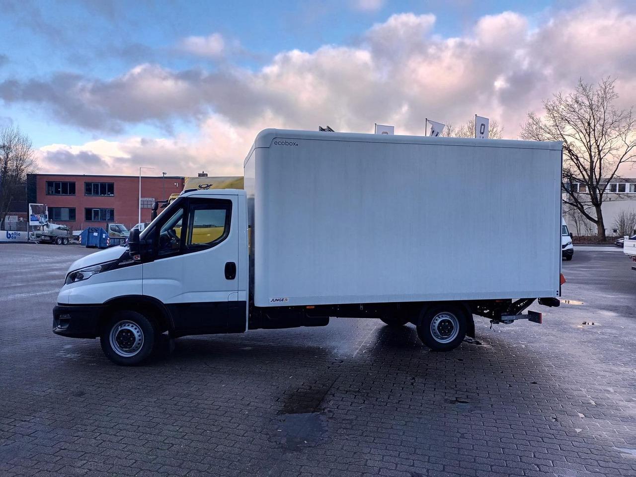 Iveco Daily 35S16HA8 Koffer LBW - ab 0% Finanzieren - Επαγγελματικό αυτοκίνητο κόφα: φωτογραφία 2 Iveco Daily 35S16HA8 Koffer LBW - ab 0% Finanzieren - Επαγγελματικό αυτοκίνητο κόφα: φωτογραφία 2