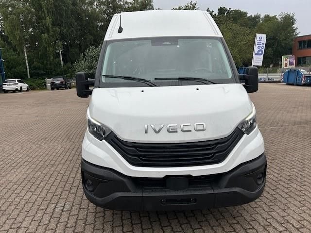Iveco Daily 35S18HA8 V H2 4100 Automatic+Rückfahrk... - Βαν: φωτογραφία 3 Iveco Daily 35S18HA8 V H2 4100 Automatic+Rückfahrk... - Βαν: φωτογραφία 3