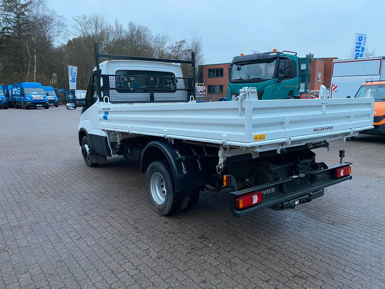 Iveco Daily 70C18H Meiler Dreiseitenkipper*AHK*RADI... - Όχημα με ανατρεπομενη καροτσα: φωτογραφία 3 Iveco Daily 70C18H Meiler Dreiseitenkipper*AHK*RADI... - Όχημα με ανατρεπομενη καροτσα: φωτογραφία 3