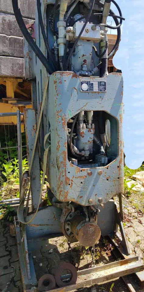 Sennebogen ZM19 T – Pile driver / Rammgerät - Πασσαλοπήκτης: φωτογραφία 2 Sennebogen ZM19 T – Pile driver / Rammgerät - Πασσαλοπήκτης: φωτογραφία 2